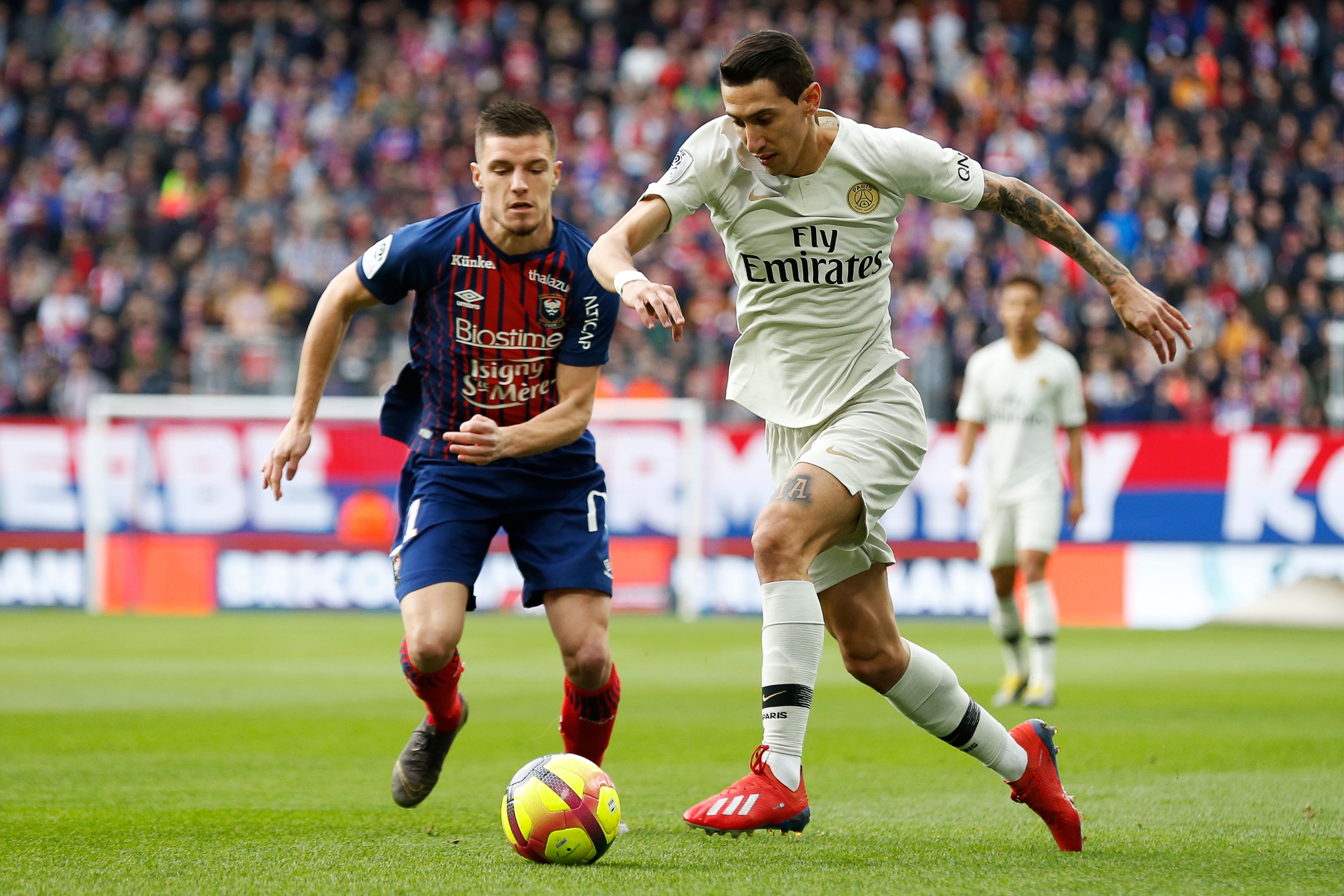 孙继海婉拒发声 18万赔偿金背后的行业暗影（孙继海选择沉默：18万元赔偿背后的行业阴影）