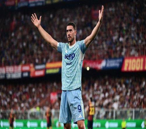 施洛特贝克：上半场错失机会难受，我们需休整几天（施洛特贝克：为上半场浪费机会感到难受，球队需要休整几日）