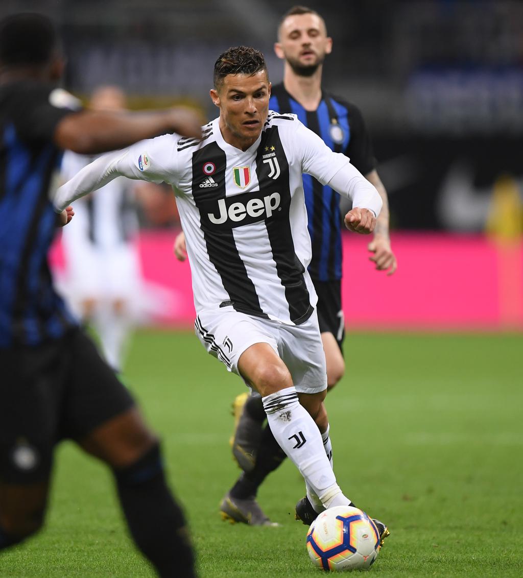 太全面了！杰伦·约翰逊过去5战场均接近30+14+11（全能爆发！杰伦·约翰逊近5场场均逼近30分14板11助）