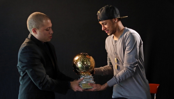 官方：西班牙女足归化25岁原尼日利亚籍前锋伊马德