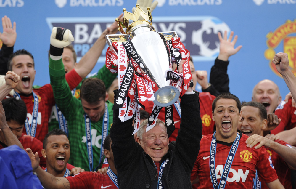 足球国足球员海外首发，发挥稳定