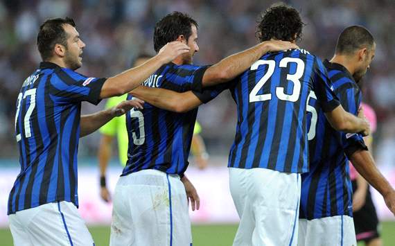 本赛季文班缺阵时马刺战绩为7胜2负，而上赛季则为13胜23负（文班缺阵对比：马刺本季7胜2负，上季13胜23负）