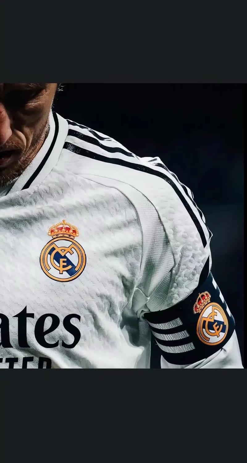 温格：除英超球队之外，拜仁和巴黎是最有希望赢得欧冠的球队（温格：英超之外，欧冠最大热门是拜仁与巴黎）