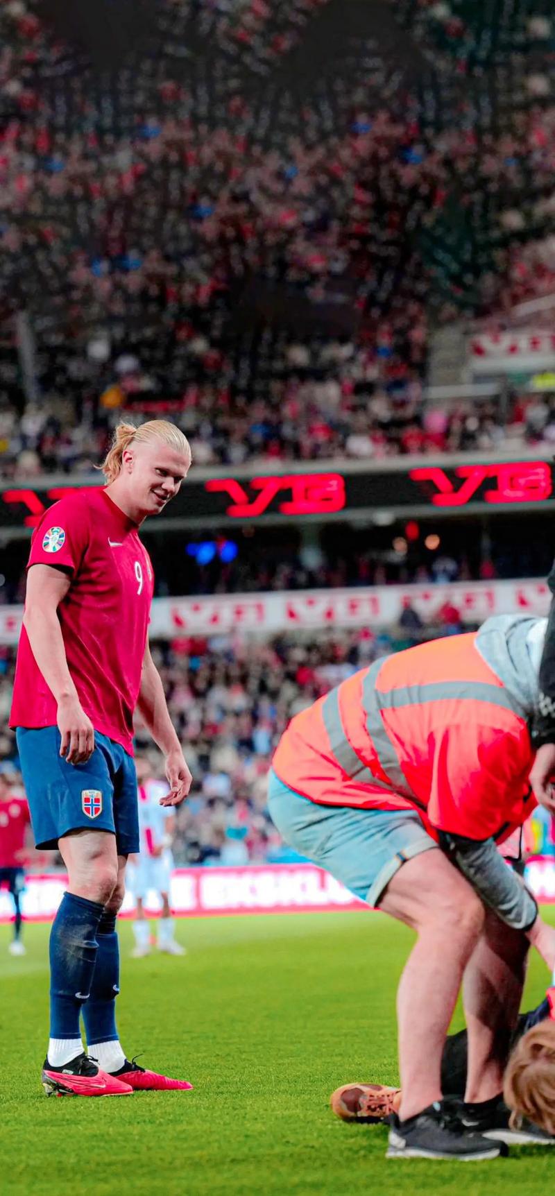 日职乙战报：富山胜利4-1完胜秋田，末轮奇迹保级（日乙收官：富山胜利4-1力克秋田，压哨奇迹保级）