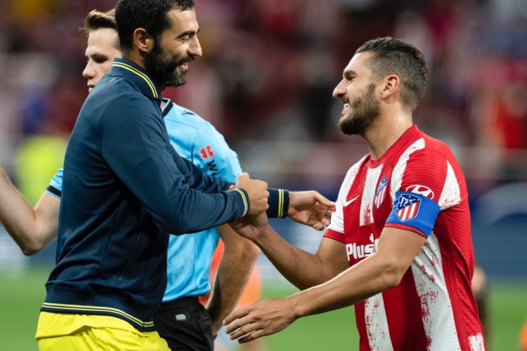 法媒：巴萨、拜仁、米兰和尤文关注南特17岁中卫塔蒂（法媒称：巴萨、拜仁、米兰与尤文有意南特17岁中卫塔蒂）