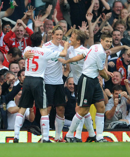 1-3被巴萨逆转，马竞连续13场西甲不败遭终结（马竞1-3遭巴萨翻盘，13轮西甲不败纪录告破）