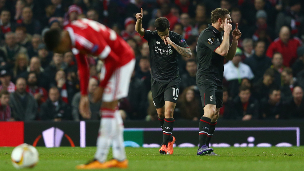 阿贾克斯官方：将彻查燃放烟花的肇事者，并采取适当措施（阿贾克斯官方：将严查违规燃放烟花者并采取后续措施）