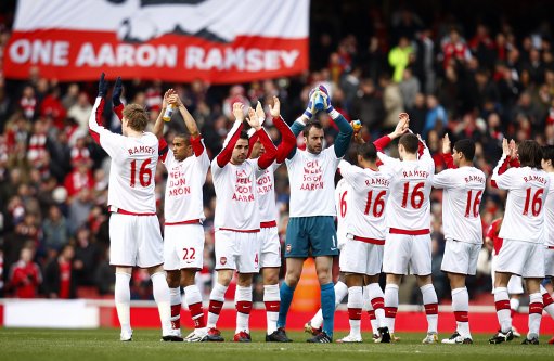 37岁80天，莱万是西甲历史上演帽子戏法第四年长的球员（莱万37岁80天，位列西甲史上帽子戏法年龄第四高）