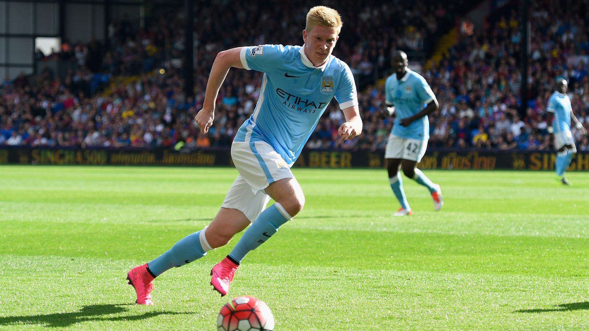 德科：梅西短暂回归？这不可能；还没和莱万谈续约的事