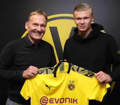 外媒：安哥拉足协邀请阿根廷国家队踢友谊赛的费用为1200万欧