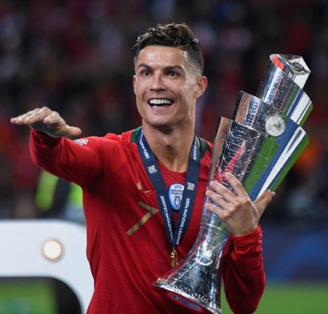 掘金核心稳健带队获胜（掘金当家稳扎稳打率队取胜）