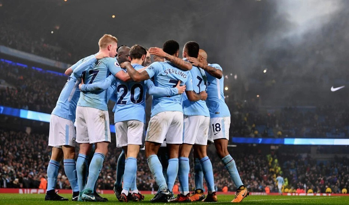 德媒：于帕梅卡诺认为自己最近表现很好，值得一份高额签字费（德媒：于帕梅卡诺称近期发挥出色，理应拿到高额签字费）