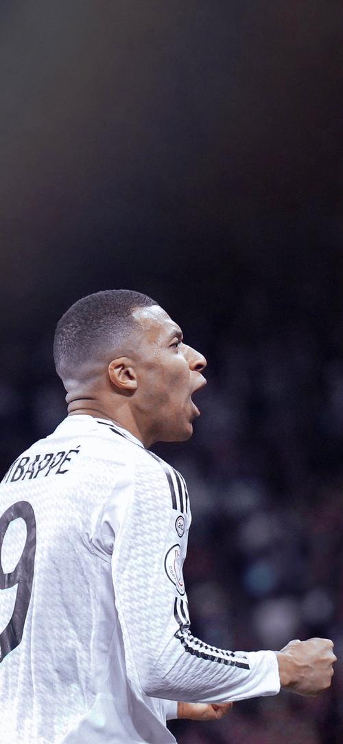 外线手感糟糕！鲍尔&米勒三分合计17投3中（外线低迷！鲍尔、米勒三分合计17投仅3中）