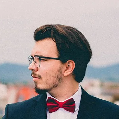 Whose Voice Will You Hear? - 极速电竞